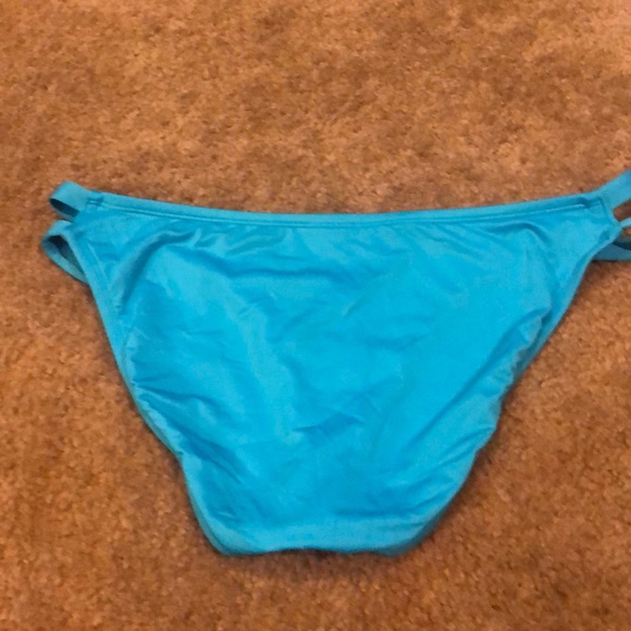 Blue swimsuit bottoms - Picture 2 of 3